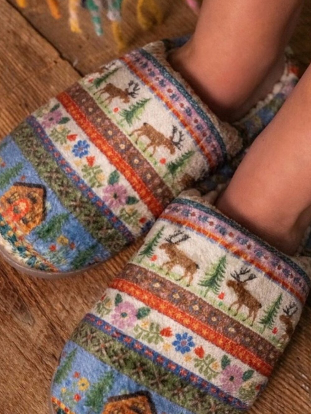 New Natural Life Women's L 9/10 Sherpa Lined Slippers Moose Cottage Slip On Mule